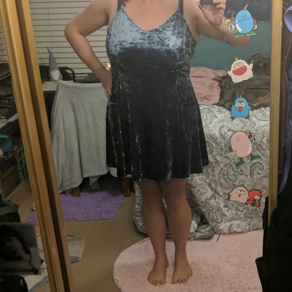 Arizona Jean Company Dresses & Skirts - Crushed Velvet Like Dress